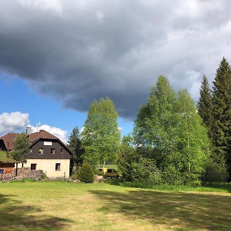 Penzion "Pod Hureckym Vrchem" Prasily Exteriör bild